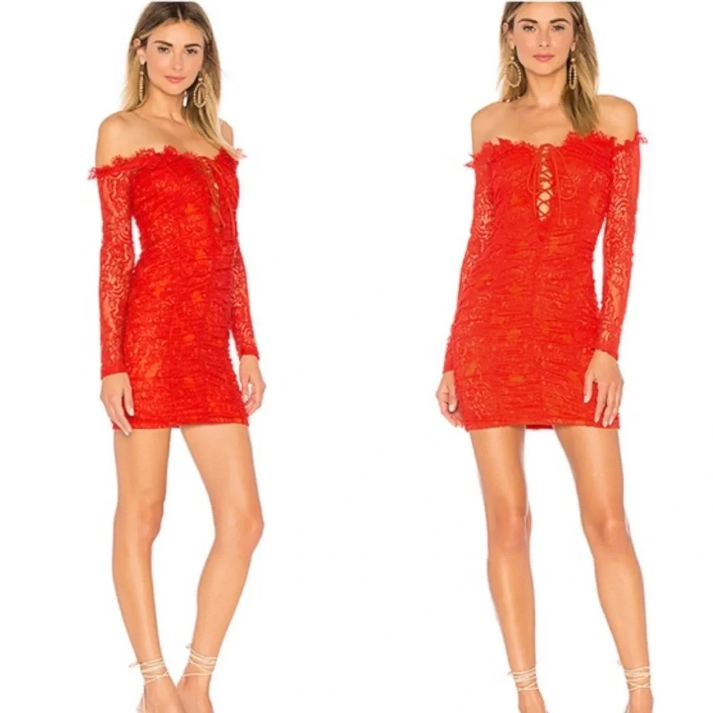💋 MAJORELLE Darling Dress in Red Lace. Size SMALL. Great Condition! Long Sleeved - Picture 2 of 8